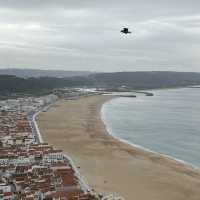 Nazare (The biggest waves of the world)