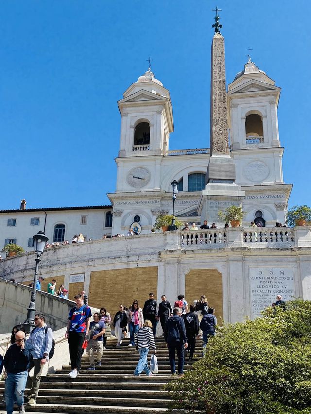 THE FAMOUS SPANISH STEPS 