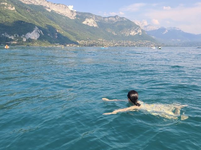 청량한 자연 수영장, 안시호수 🦢 