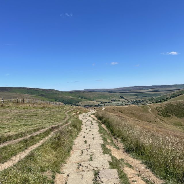 曼徹斯特出發peak district Mam Tor行山 簡易路線小朋友都行到