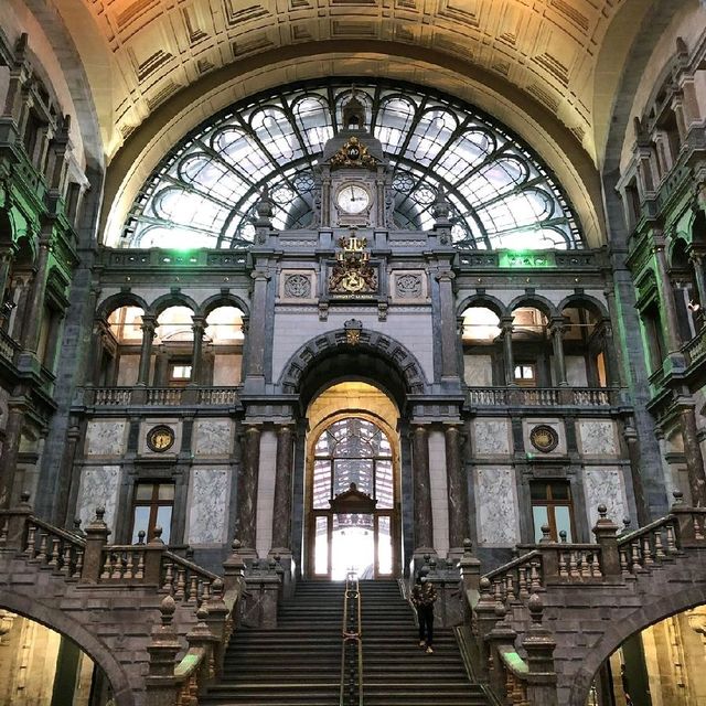 Antwerpen-Centraal