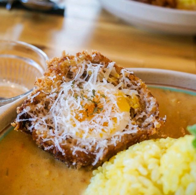제주도 토핑 맛집 카레집 '퐁당카레'
