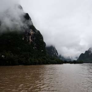 Picturesque cruise ride from Guilin 