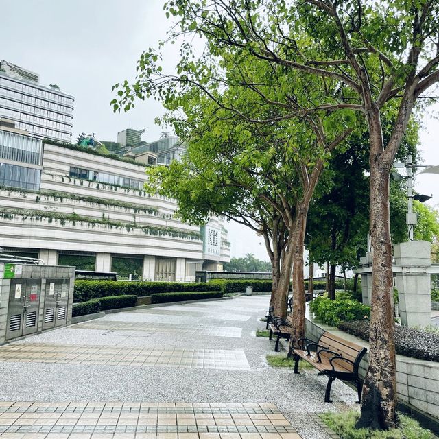 尖沙咀東海濱平台花園