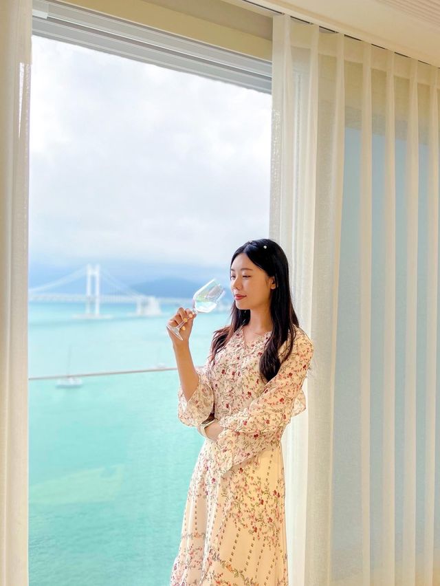광안대교가 바로 보이는 부산 감성숙소💙
