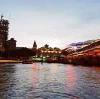 Take a bumboat cruise along Singapore River