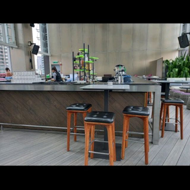 Wet Deck