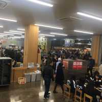 🍣 看鮪魚的解體秀 — とれとれ市場 (Tore Tore Market)