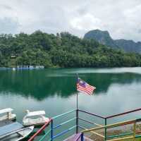 Legendary & Serenity of Blue Lake,  Bau