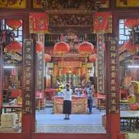 AN EVENING STROLL AROUND CHINATOWN