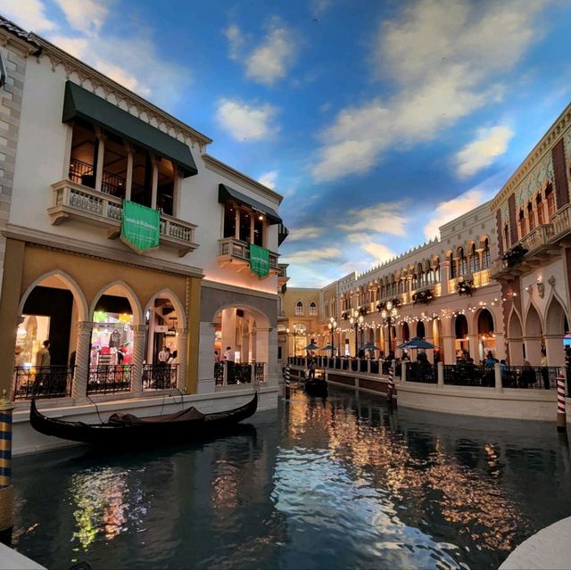 Exploring Las Vegas 