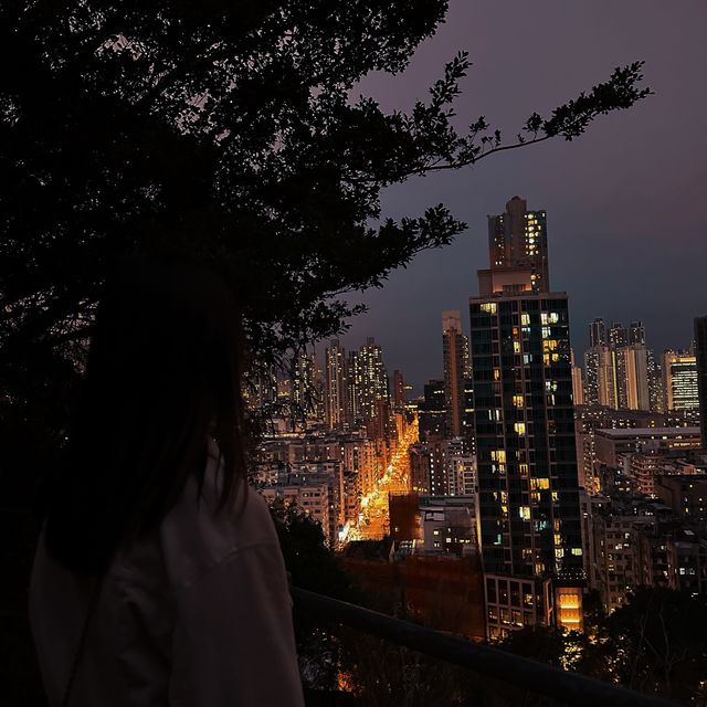 嘉頓山夜景🌃真係幾靚😊✨
