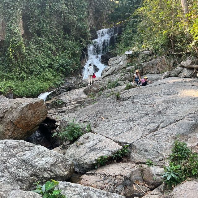 HUAY KAEW WATERFALL 
