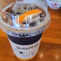 Waerfall coffeee ร้านก๋วยเตี๋ยวถูกปาก บ้านบึง 