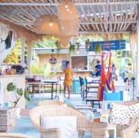 Hugo Hub Phuket เป็นร้าน สไตล์ funky bali style 