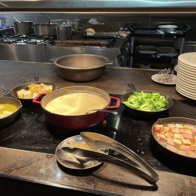 板橋 希爾頓大飯店🏨Market Flavor悅市集吃到飽！