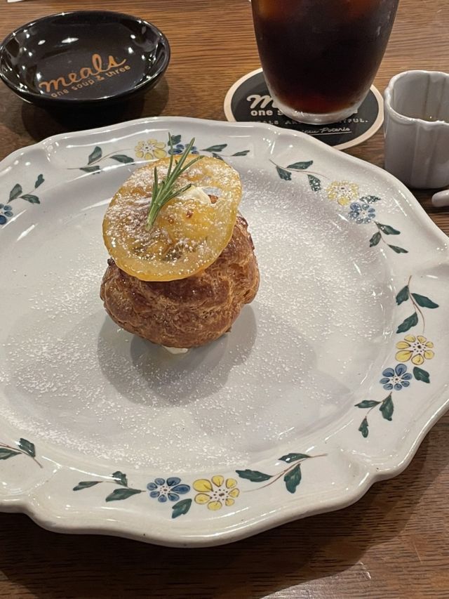 かわいい器と手作りスイーツ