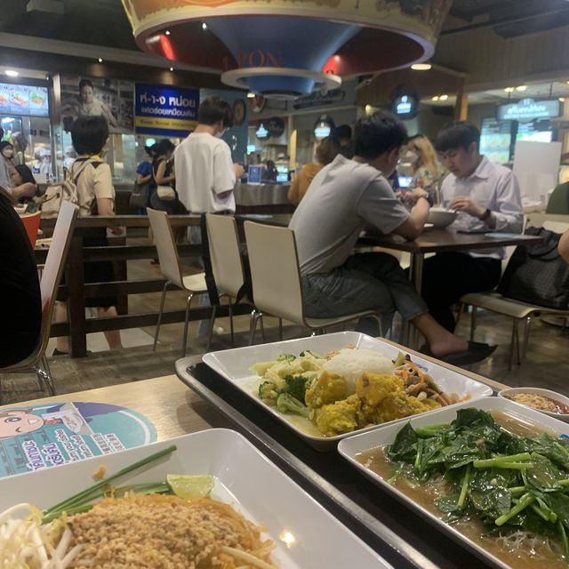 Best and Cheapest Food Court in Bangkok