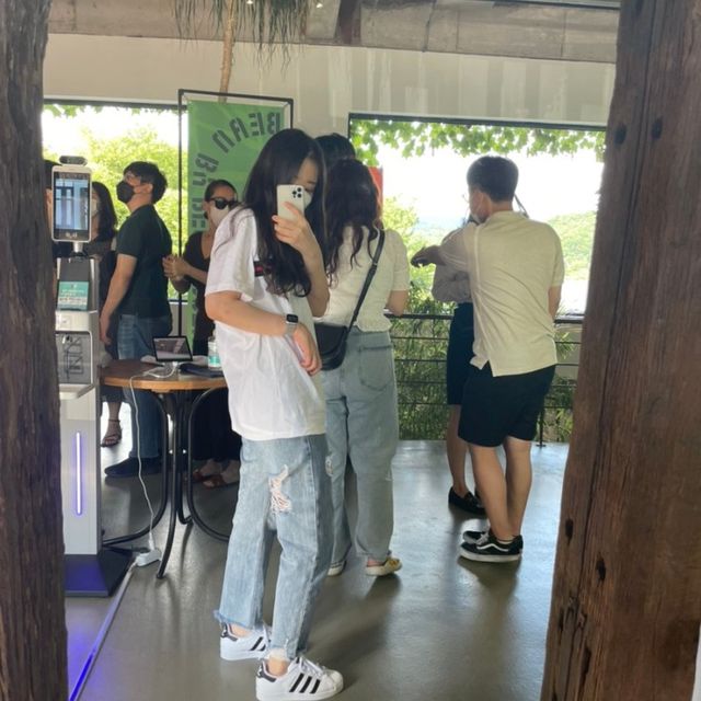 대너리스 남양주 대형카페_힐링카페_유럽정원느낌