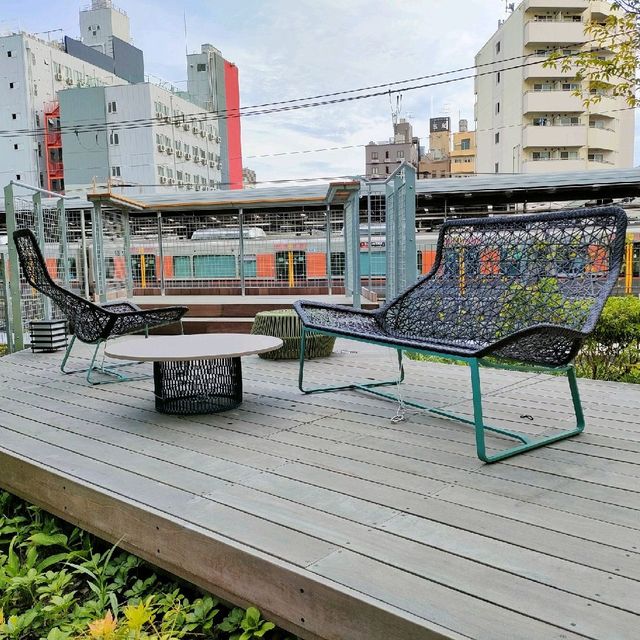 【大阪 浪速区】広いガーデン✨好きな場所でくつろぎましょう✨