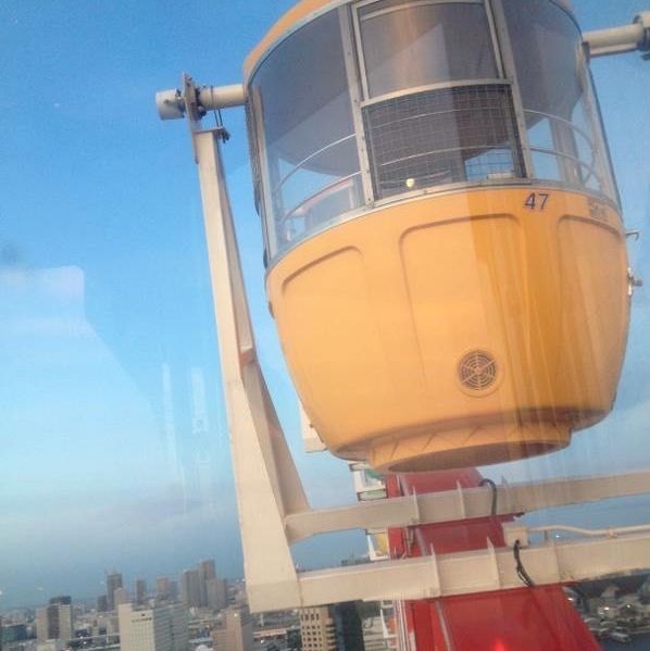 Ferries wheel on top of shopping center 