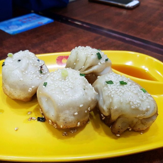 상해 난징동루 현지인들도 많이 찾는 만두 맛집 yang'dunping