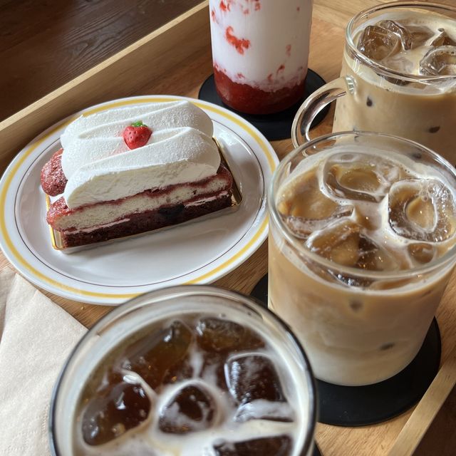 🌙백운호수 뷰맛집 카페 :: 달이예쁘다🌙
