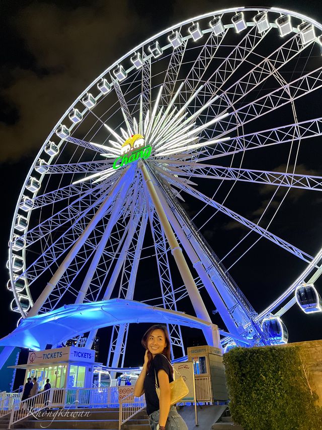 Asiatique The Riverfront