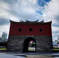 Zhongzheng District, sight seeing on 2 legs