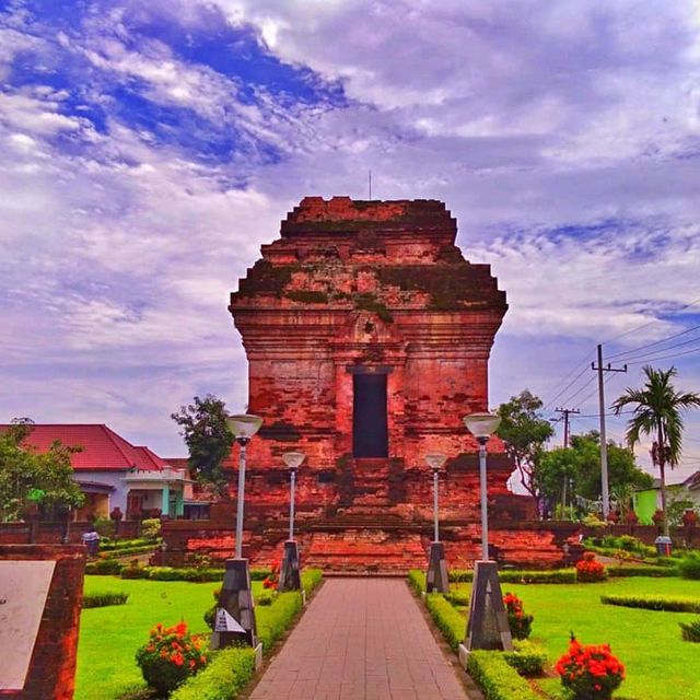 Pari Temple