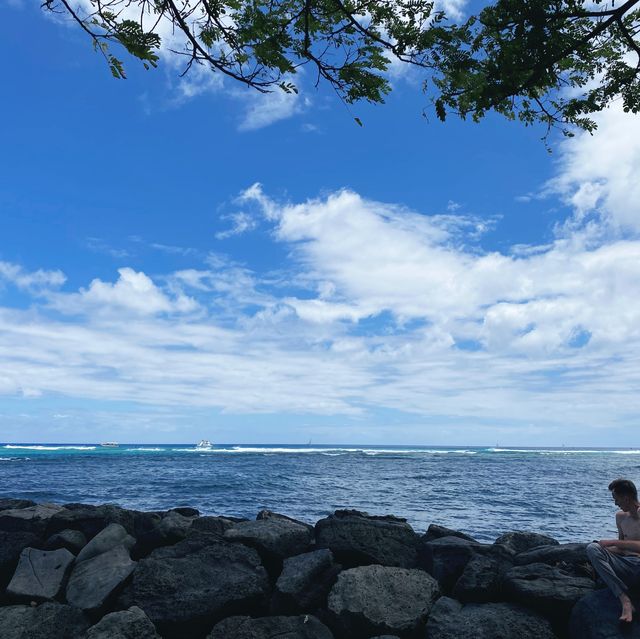 Unchrasing waves beach: Kahanamoku