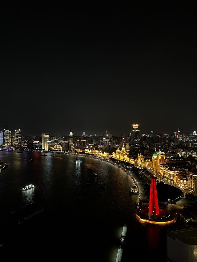 Best Hotel to Enjoy Shanghai’s City View ✨