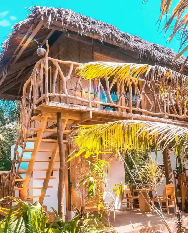 Philippines treehouse vacation, enjoy the beautiful scenery.