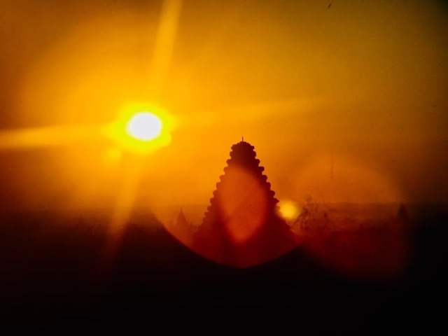 MAGICAL SUNRISE IN BAGAN