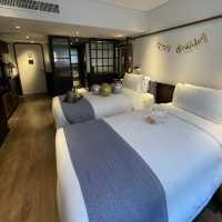 猶如置身在船艙中的Fleming Hotel