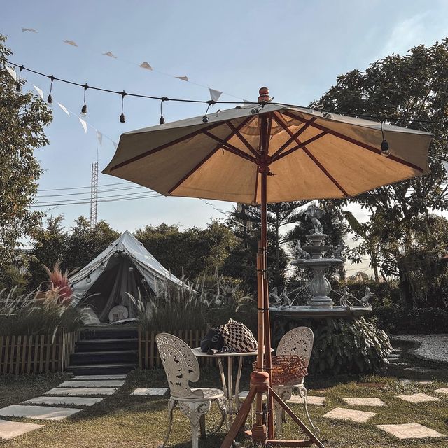 Bootcamp Cafe 