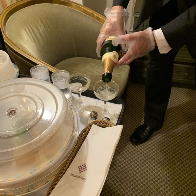 千葉ラグジュアリーホテルが2人で1泊1人5000円？！