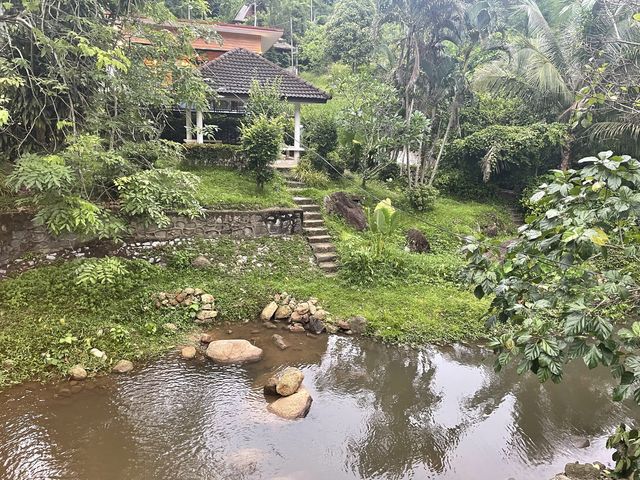 เที่ยวน้ำตก รับลมเย็นในภูเก็ตกัน