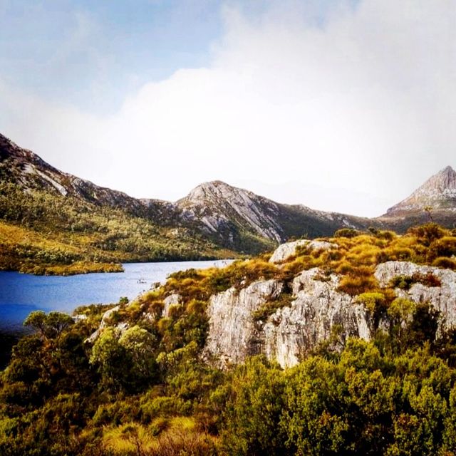 The Dove Lake Circuit Hiking Route