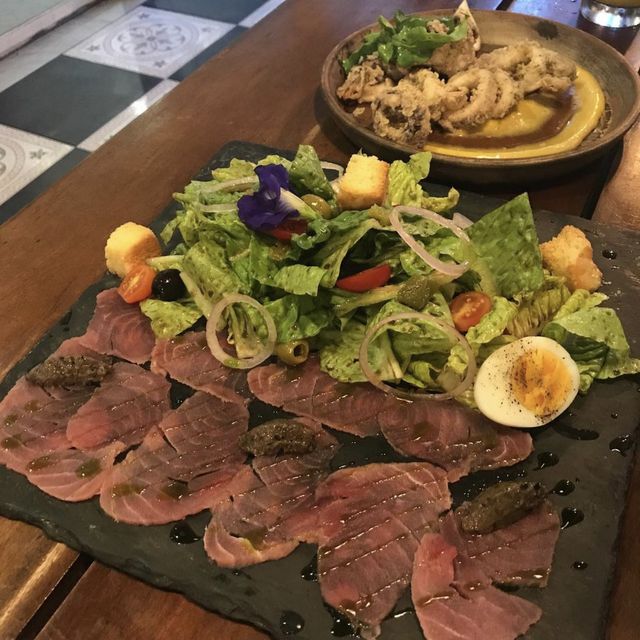 Pig Out Bistro