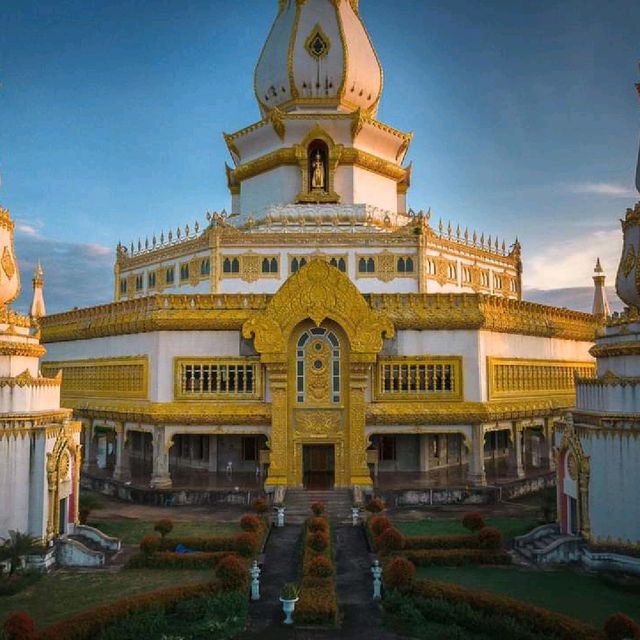 พระมหาเจดีย์ชัยมงคล 