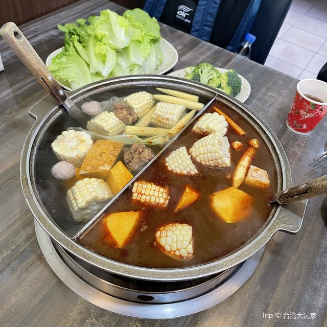 板橋人推薦的齊味麻辣鴛鴦鍋🍲天冷吃火鍋是最棒的選擇👍