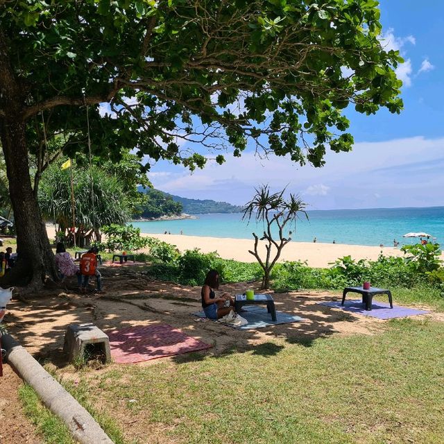 น้ำใส ชายหาดสวย เหมาะกับทุกคนในครอบครัว