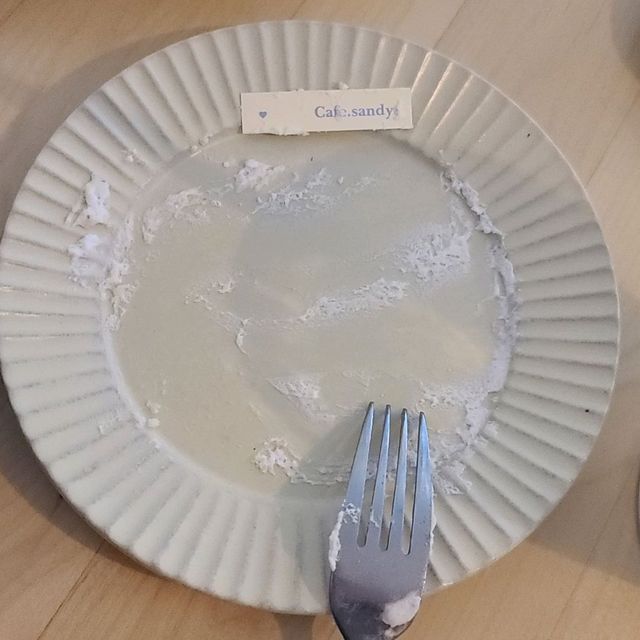 [부산] 디저트와 바다뷰까지💕 Cafe Sandy's