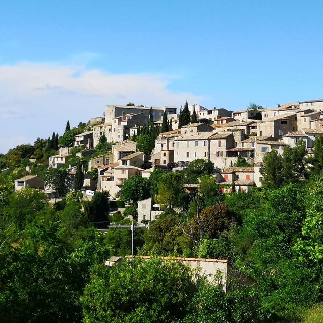 The village of Lurs 