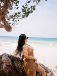 le wave บาร์บนเกาะล้าน