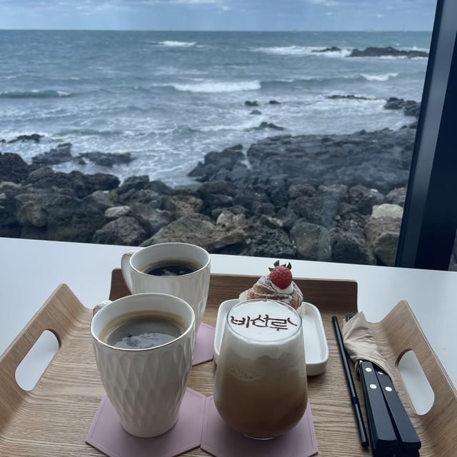 제주 협재] 한적한 오션뷰카페 ☕️🌊 비선루