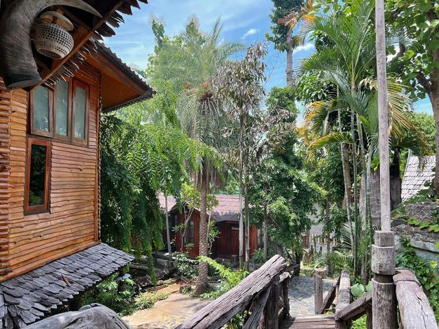 บ้านลานลูกไม้ จ.ศรีสะเกษ