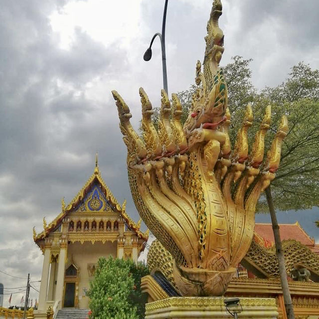 Thai Buddhist Chetawan Temple
