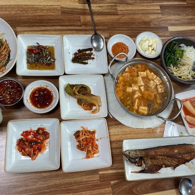 돌솥밥 맛집 “나현 숯불생오리“